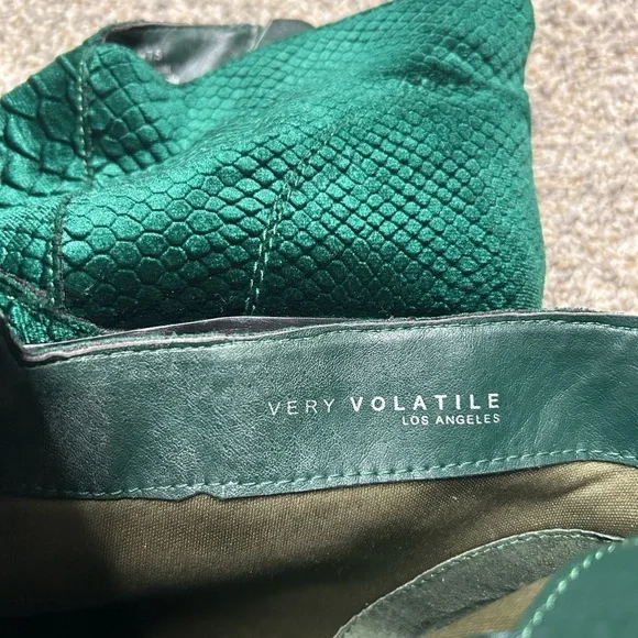 Very Volatile Green Velvet Snakeskin Ankle Boots - Picture 5 of 6